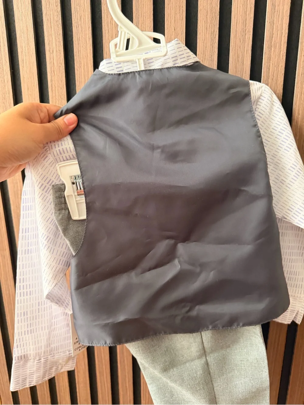 Calvin Klein Toddler Gray Vest Suit with Purple Tie NWT 2T